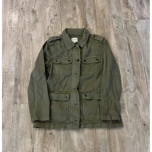 New Women's Green Curve Appeal Cargo Utility Jacket Size Medium